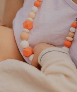 Collier d'allaitement ou de portage silicone 'Ingrid' - Orange corail
