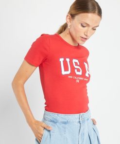 T-shirt court avec imprimé style collège - Rouge