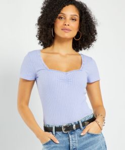 T-shirt à col V en dentelle - Lilas