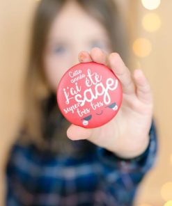 Maxi Badge De Noël | Super Très Très Sage | Version Rouge - N/A