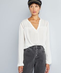Blouse en maille crêpe avec liserés ajourés - Blanc