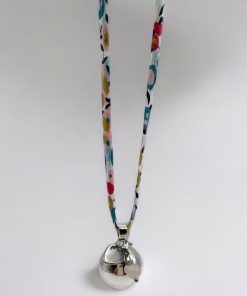 Bola de grossesse rond argenté 'coeur' et 'quartz rose' - Bleu